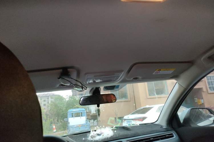 Used Honda Vezel 2015 1.5L CVT two-wheel drive Comfort trim Headliner