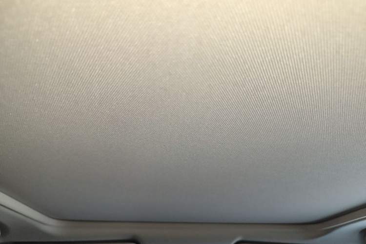 Used Honda Vezel 2015 1.8L CVT 2WD Luxury Model Headliner
