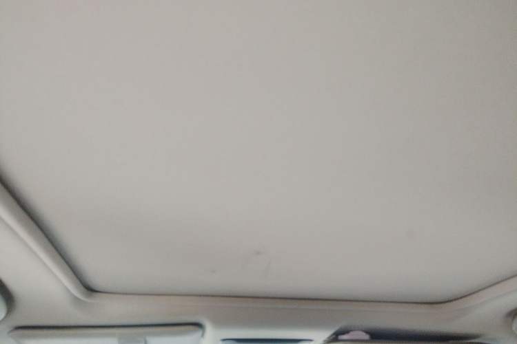 Used Honda Vezel 2015 1.8L CVT 2WD Luxury Model Headliner