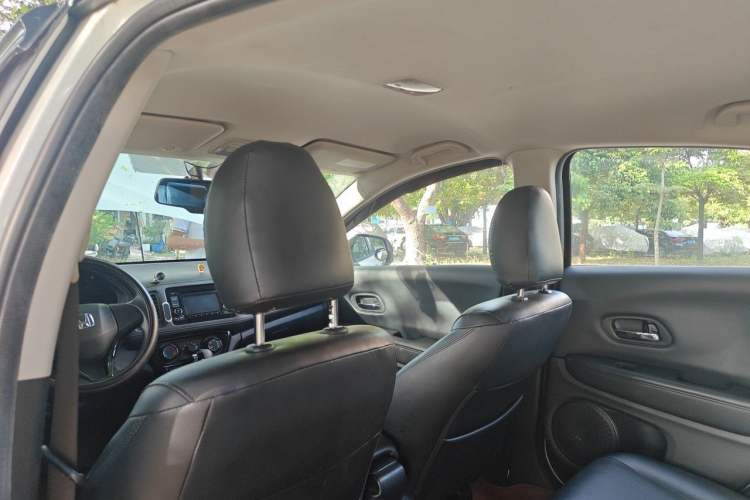 Used Honda Vezel 2015 1.5L CVT two-wheel drive Comfort trim Headliner