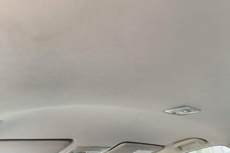 Used Honda Vezel 2015 1.5L CVT two-wheel drive Comfort trim Headliner