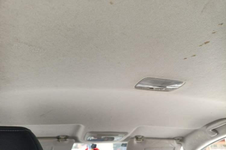 Used Honda Vezel 2015 1.8L CVT 2WD Elite Model Headliner
