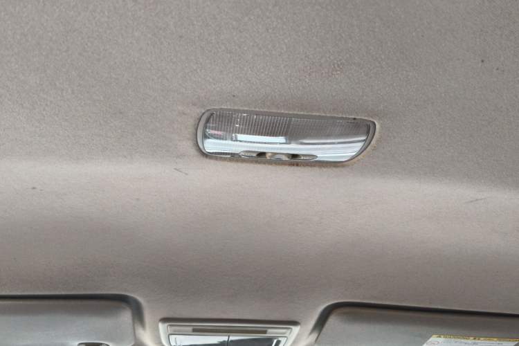 Used Honda Vezel 2015 1.8L CVT 2WD Elite Model Headliner