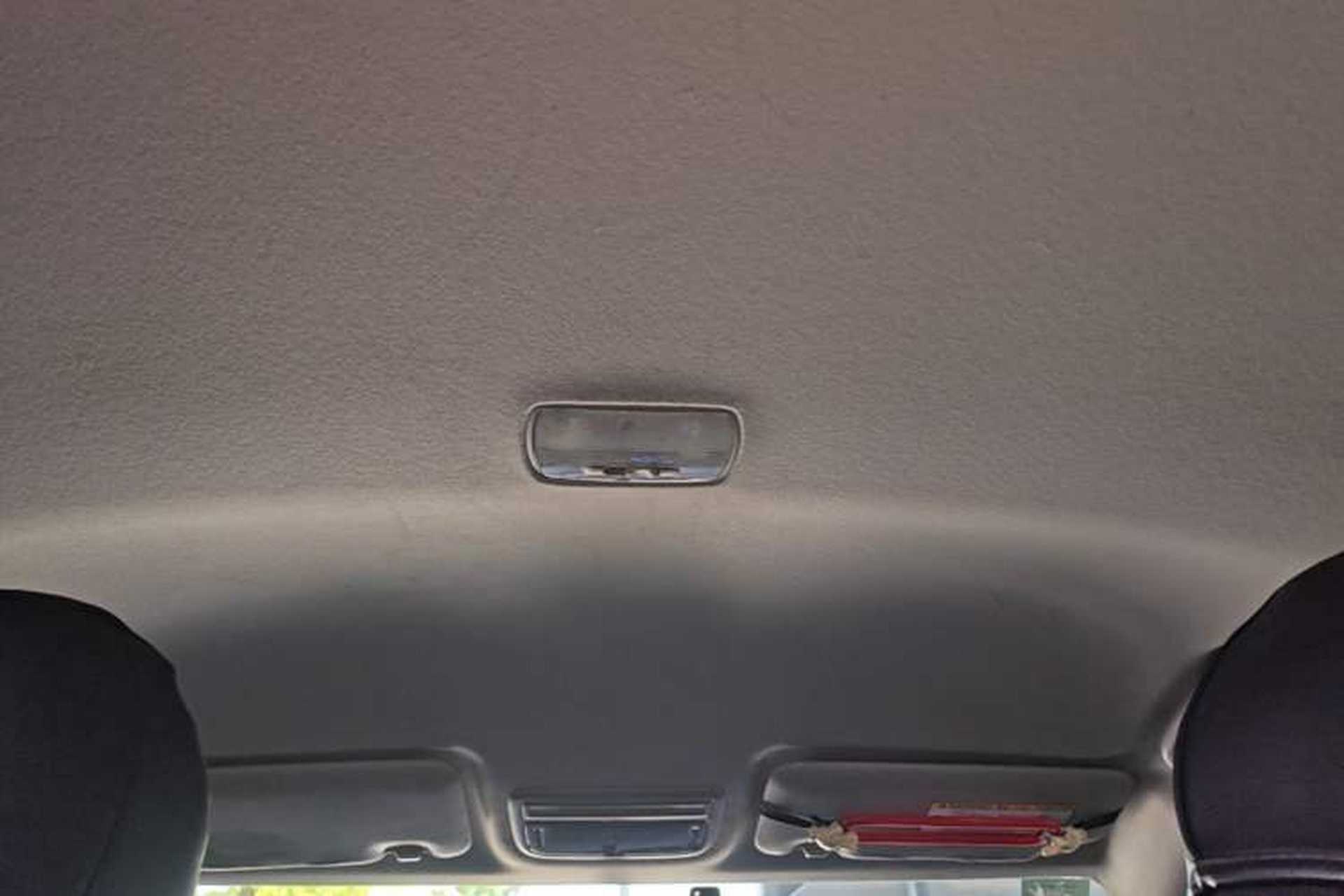 Used Honda Vezel 2015 1.5L CVT two-wheel drive Comfort trim Headliner