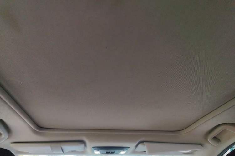 Used Honda Vezel 2015 1.8L CVT 2WD Luxury Model Headliner