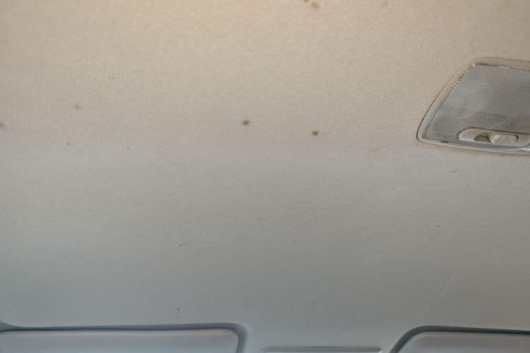 Used Honda Vezel 2015 1.5L CVT two-wheel drive Comfort trim Headliner