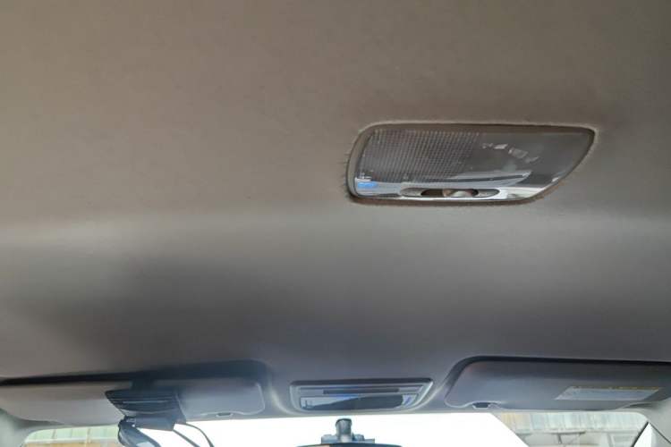 Used Honda Vezel 2015 1.5L CVT two-wheel drive Comfort trim Headliner