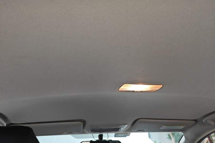 Used Honda Vezel 2015 1.5L CVT two-wheel drive Comfort trim Headliner