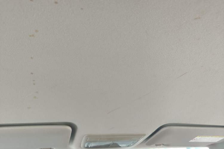 Used Honda Vezel 2015 1.8L CVT 2WD Elite Model Headliner