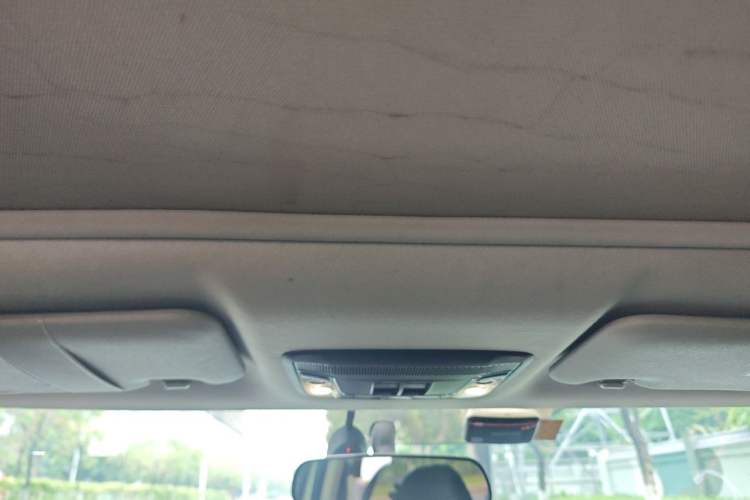 Used Honda Vezel 2015 1.8L CVT 2WD Luxury Model Headliner