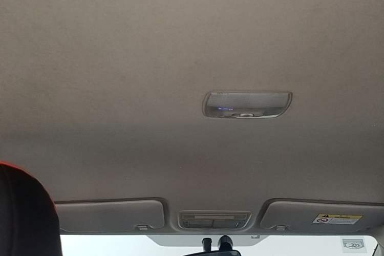 Used Honda Vezel 2015 1.5L CVT two-wheel drive Comfort trim Headliner