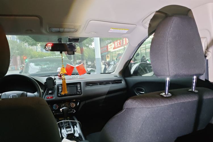 Used Honda Vezel 2015 1.5L CVT two-wheel drive Comfort trim Headliner