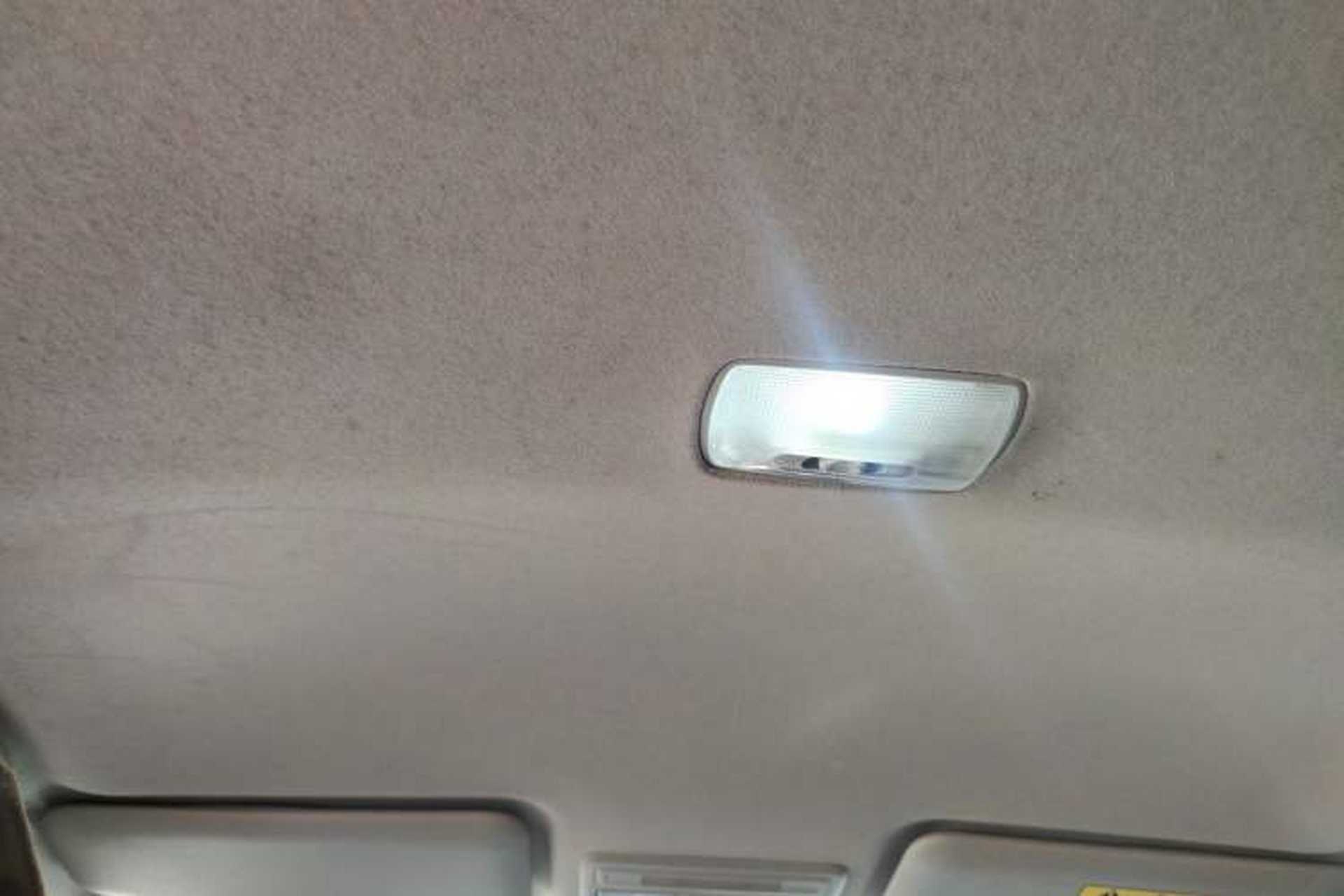 Used Honda Vezel 2015 1.5L manual two-wheel drive Comfort trim level Headliner