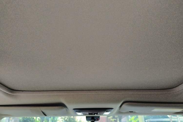 Used Honda Vezel 2015 1.8L CVT 2WD Luxury Model Headliner