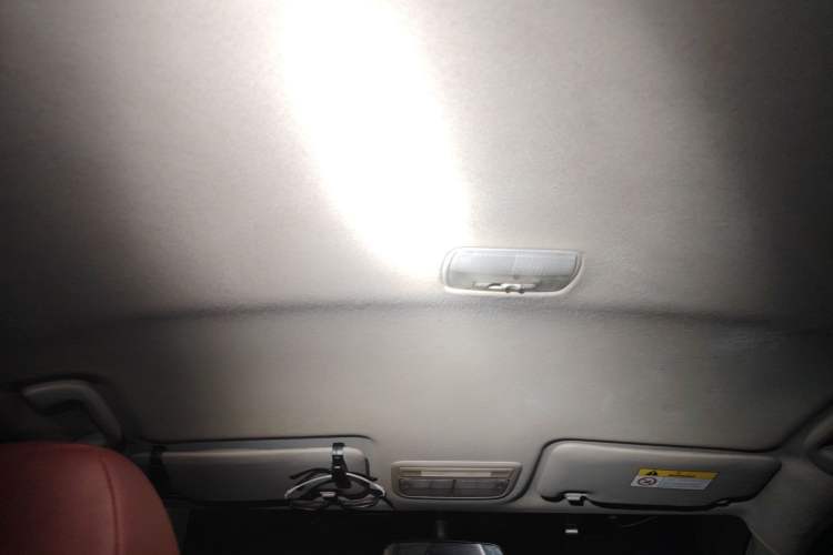 Used Honda Vezel 2015 1.5L CVT two-wheel drive Comfort trim Headliner