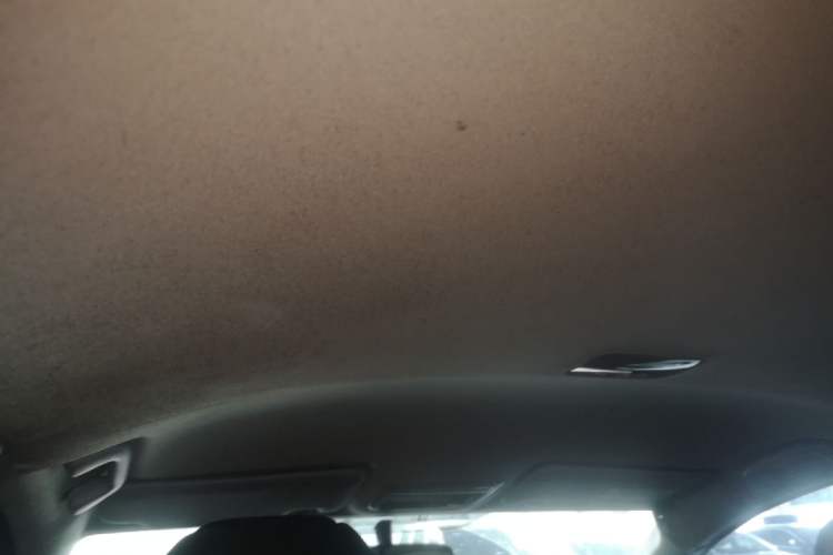 Used Honda Vezel 2015 1.5L CVT two-wheel drive Comfort trim Headliner