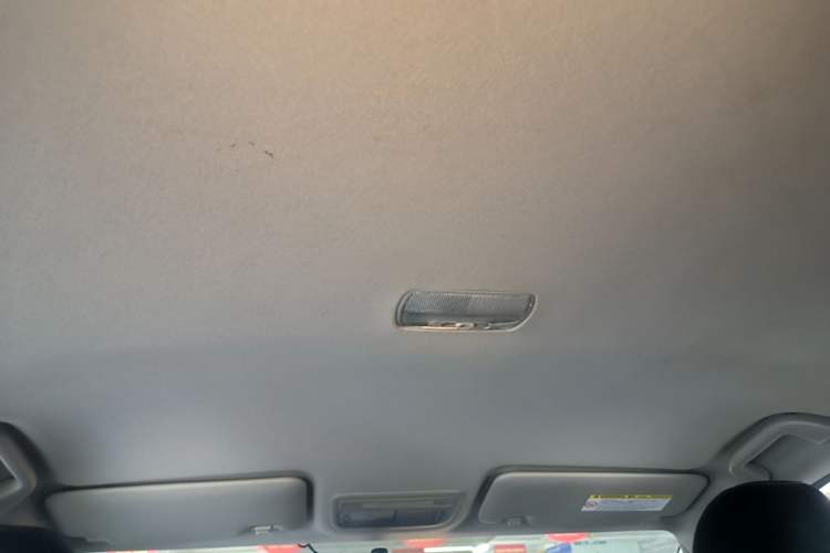 Used Honda Vezel 2015 1.5L CVT two-wheel drive Comfort trim Headliner