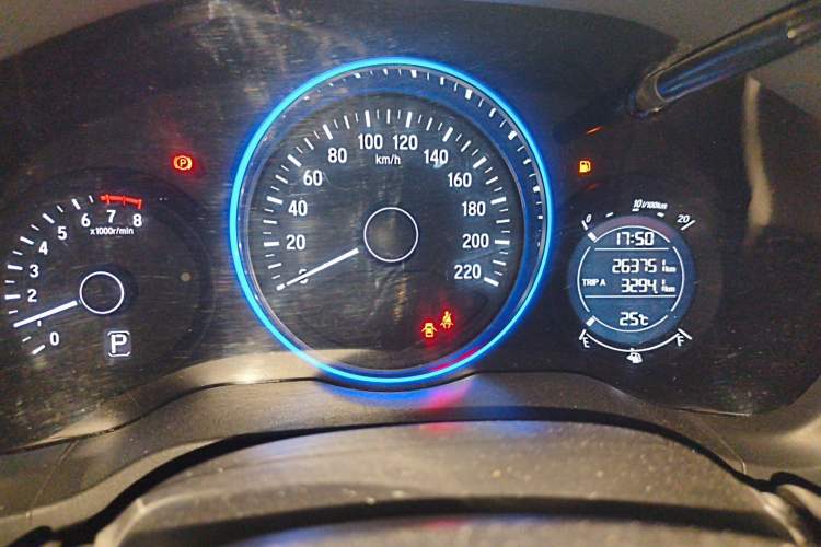 Used Honda Vezel 2015 1.5L CVT two-wheel drive Comfort trim Instrument Cluster