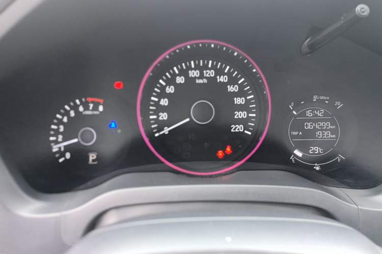 Used Honda Vezel 2015 1.5L CVT two-wheel drive Comfort trim Instrument Cluster