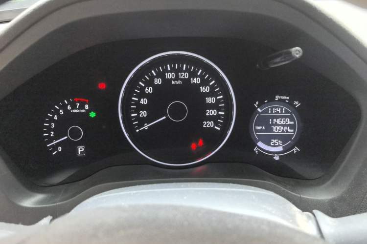 Used Honda Vezel 2015 1.5L CVT two-wheel drive Comfort trim Instrument Cluster