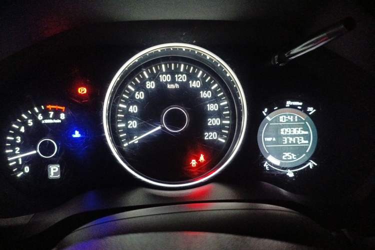 Used Honda Vezel 2015 1.5L CVT two-wheel drive Comfort trim Instrument Cluster