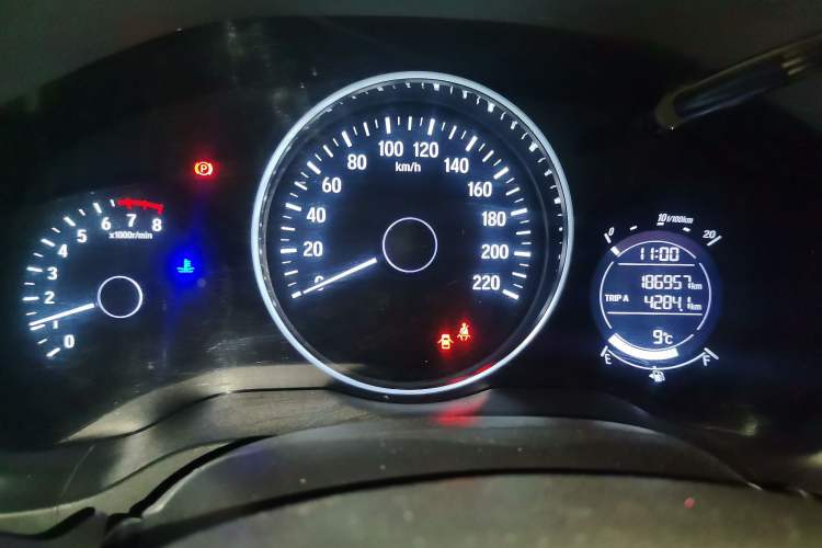 Used Honda Vezel 2015 1.8L Manual Two-Wheel Drive Elite Version Instrument Cluster