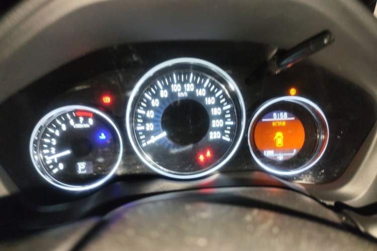 Used Honda Vezel 2015 1.8L CVT Four-Wheel Drive Flagship Model Instrument Cluster