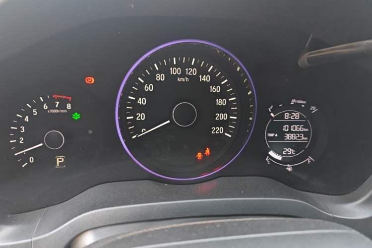 Used Honda Vezel 2015 1.5L CVT two-wheel drive Comfort trim Instrument Cluster