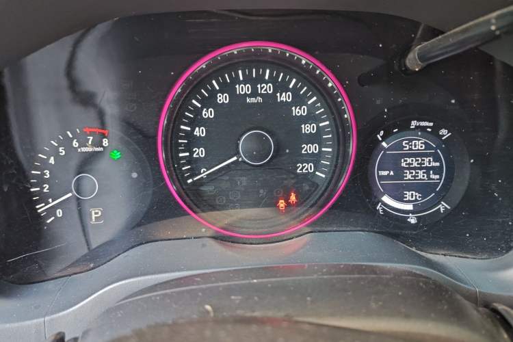 Used Honda Vezel 2015 1.5L CVT two-wheel drive Comfort trim Instrument Cluster