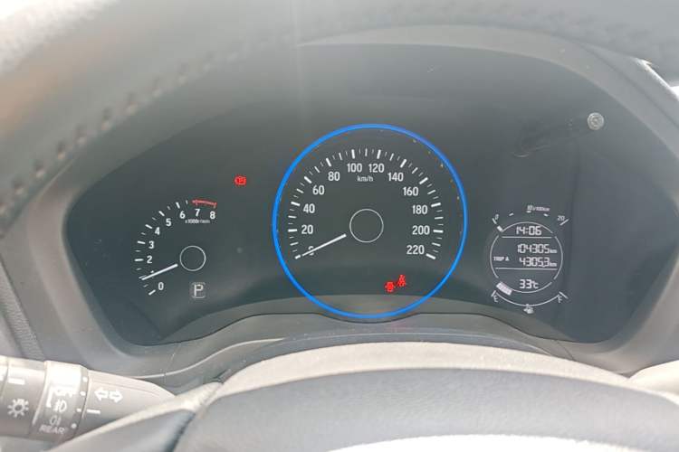 Used Honda Vezel 2015 1.5L CVT two-wheel drive Comfort trim Instrument Cluster