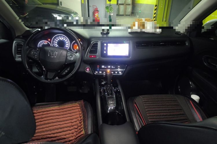 Used Honda Vezel 2015 1.8L CVT 2WD Luxury Model Interior 2