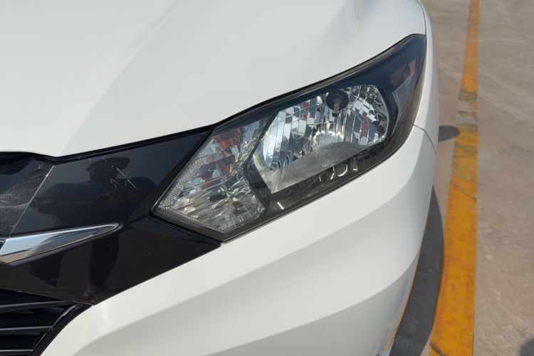 Used Honda Vezel 2015 1.5L CVT two-wheel drive Comfort trim Left Front Headlight