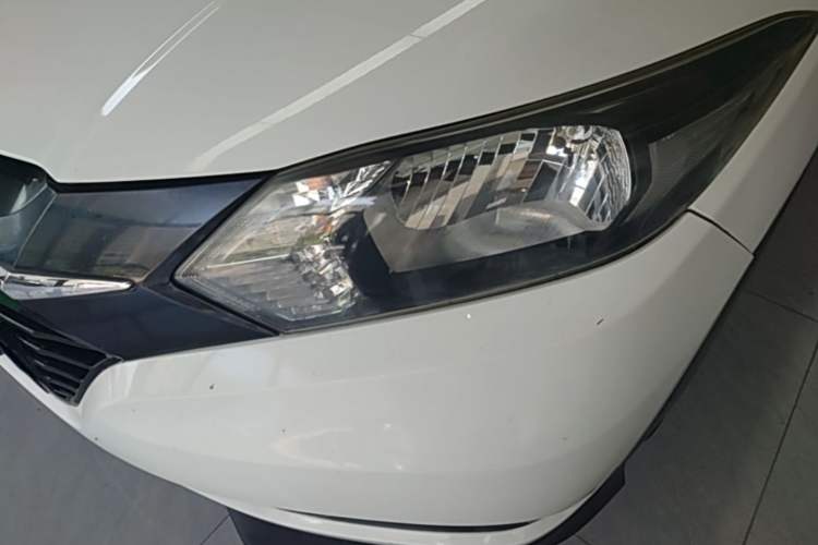 Used Honda Vezel 2015 1.5L CVT two-wheel drive Comfort trim Left Front Headlight