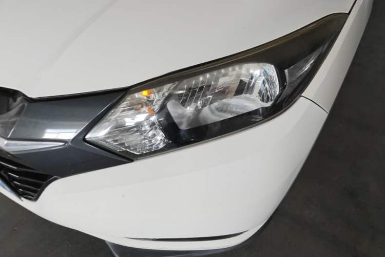 Used Honda Vezel 2015 1.5L CVT two-wheel drive Comfort trim Left Front Headlight