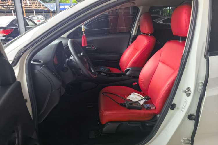 Used Honda Vezel 2015 1.5L CVT two-wheel drive Comfort trim Left Front Seat