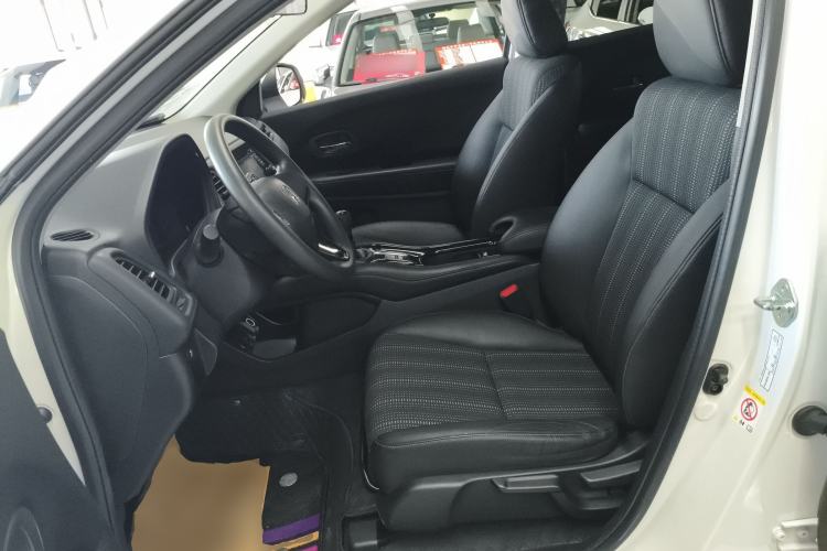 Used Honda Vezel 2015 1.8L Manual Two-Wheel Drive Elite Version Left Front Seat