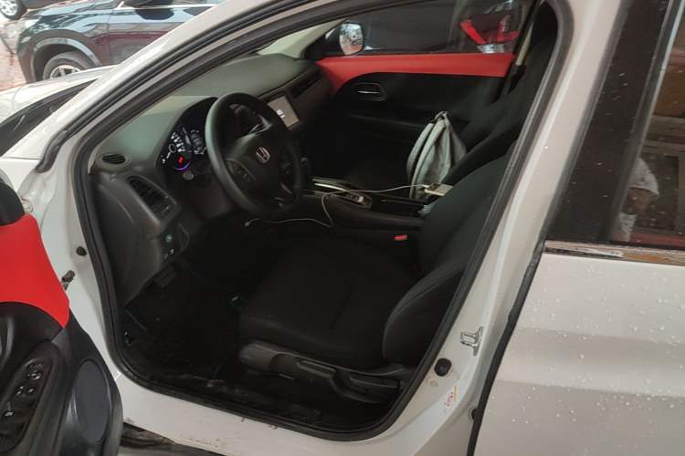 Used Honda Vezel 2015 1.5L CVT two-wheel drive Comfort trim Left Front Seat