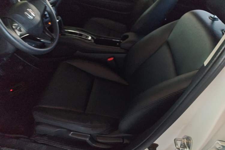 Used Honda Vezel 2015 1.5L CVT two-wheel drive Comfort trim Left Front Seat