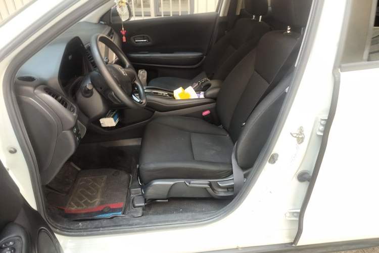 Used Honda Vezel 2015 1.5L CVT two-wheel drive Comfort trim Left Front Seat