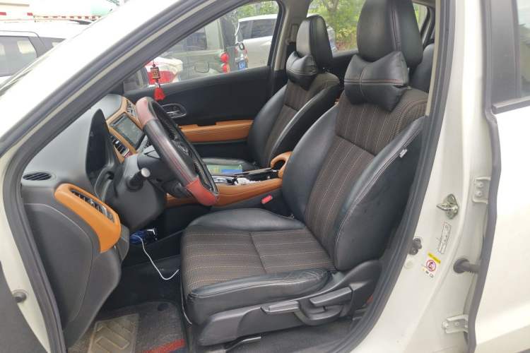 Used Honda Vezel 2015 1.8L CVT 2WD Luxury Model Left Front Seat
