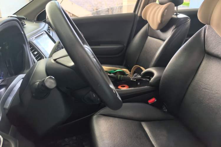 Used Honda Vezel 2015 1.5L CVT two-wheel drive Comfort trim Left Front Seat