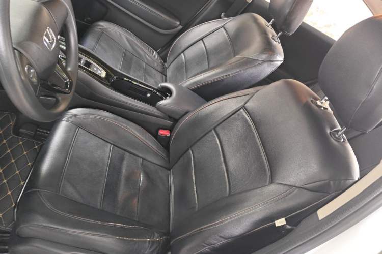Used Honda Vezel 2015 1.5L CVT two-wheel drive Comfort trim Left Front Seat