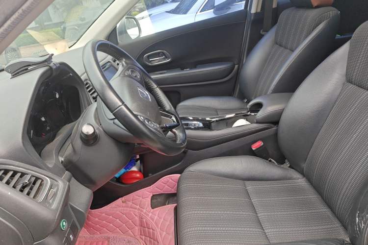 Used Honda Vezel 2015 1.8L CVT 2WD Luxury Model Left Front Seat