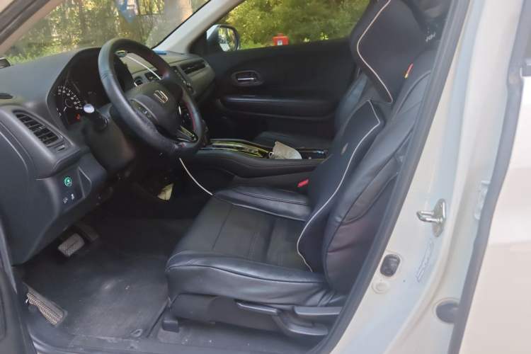 Used Honda Vezel 2015 1.5L CVT two-wheel drive Comfort trim Left Front Seat