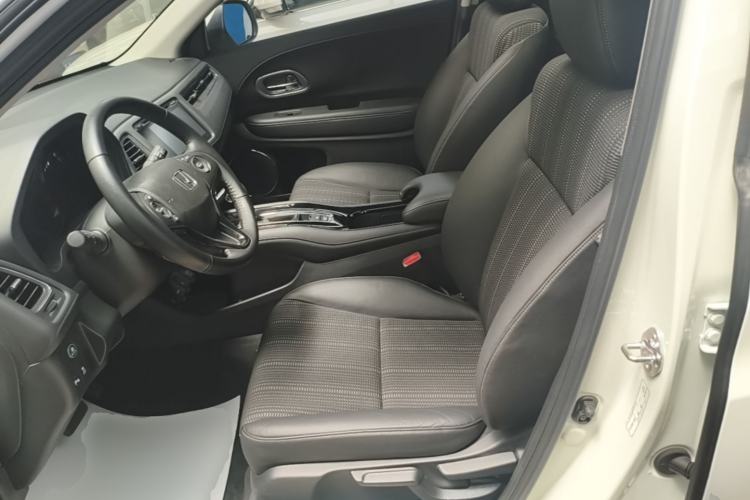 Used Honda Vezel 2015 1.8L CVT 2WD Luxury Model Left Front Seat