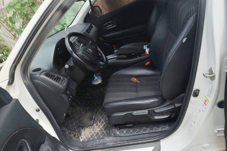 Used Honda Vezel 2015 1.8L CVT 2WD Luxury Model Left Front Seat