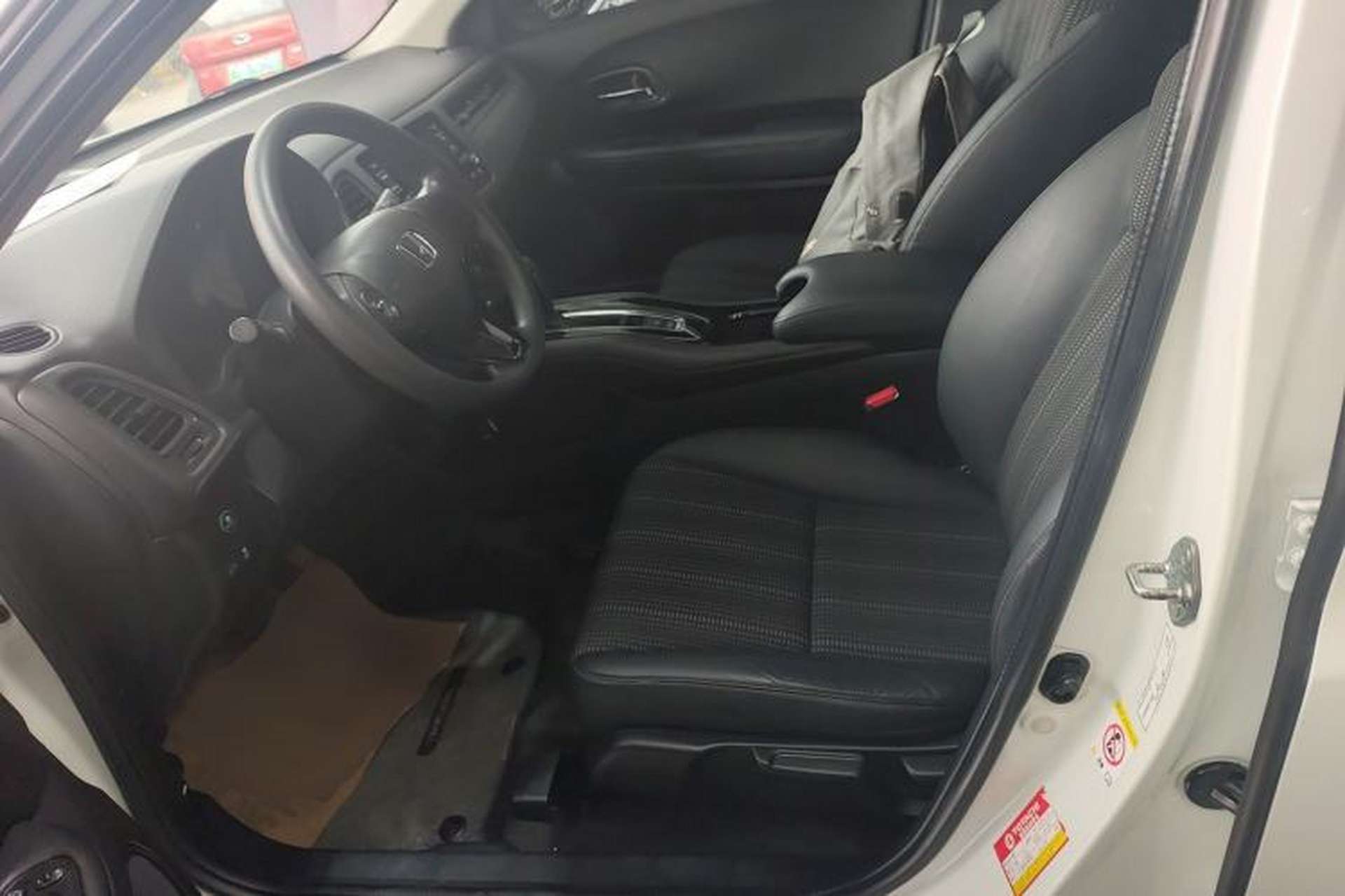 Used Honda Vezel 2015 1.8L CVT 2WD Elite Model Left Front Seat