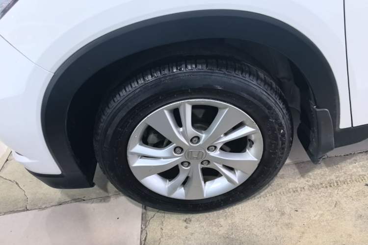 Used Honda Vezel 2015 1.5L CVT two-wheel drive Comfort trim Left Front Wheel Hub