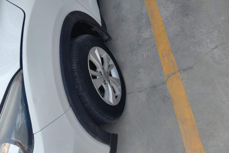Used Honda Vezel 2015 1.5L CVT two-wheel drive Comfort trim Left Front Wheel Hub