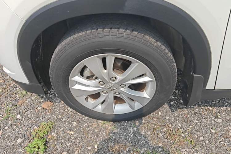 Used Honda Vezel 2015 1.5L CVT two-wheel drive Comfort trim Left Front Wheel Hub